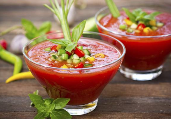 Món Gazpacho-món súp phổ biến của ẩm thực Tây Ban Nha