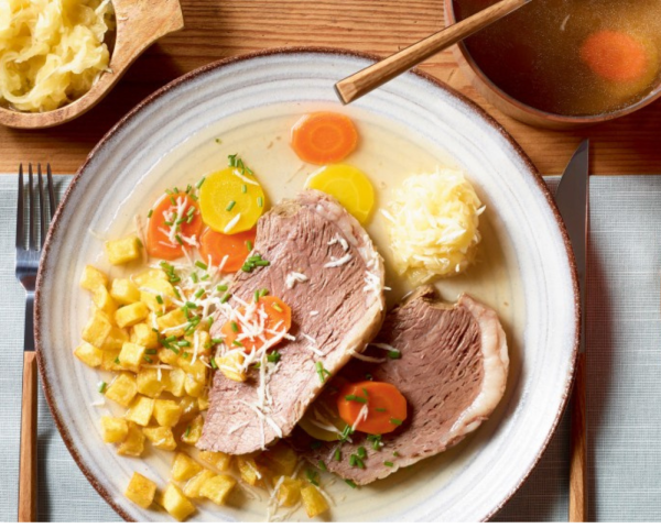 Tafelspitz là món ăn nổi tiếng của ẩm thực Áo